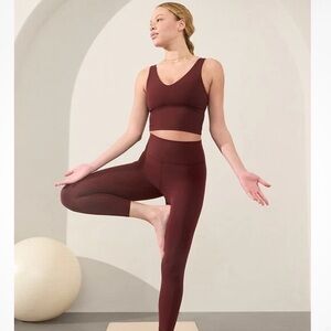 Athleta Transcend 7/8 Tight size L